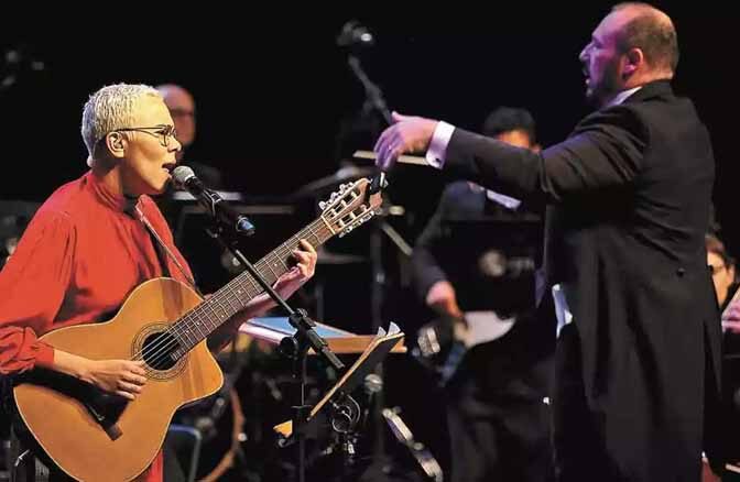 Maria Gadú e Orquestra Opus