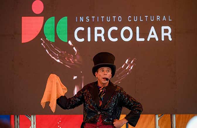 Circolar seleciona artistas para apresentações