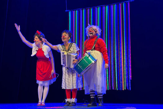 Oficina gratuita “Adereços de Carnaval”